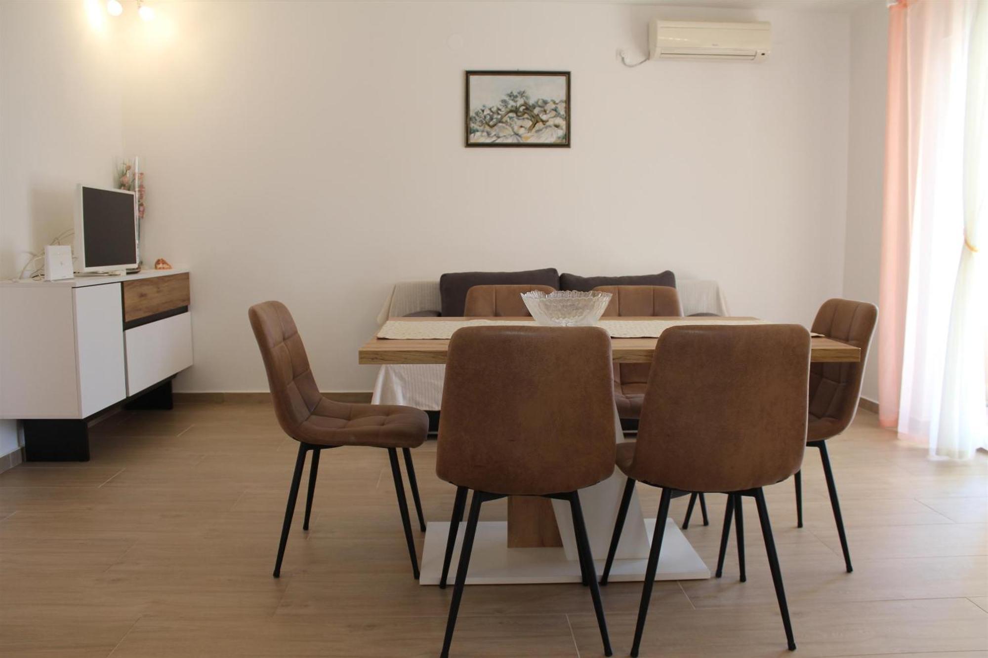 Apartments Branko Razanj Luaran gambar