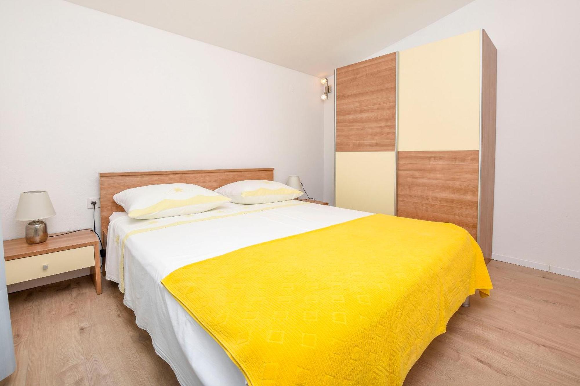 Apartments Branko Razanj Luaran gambar